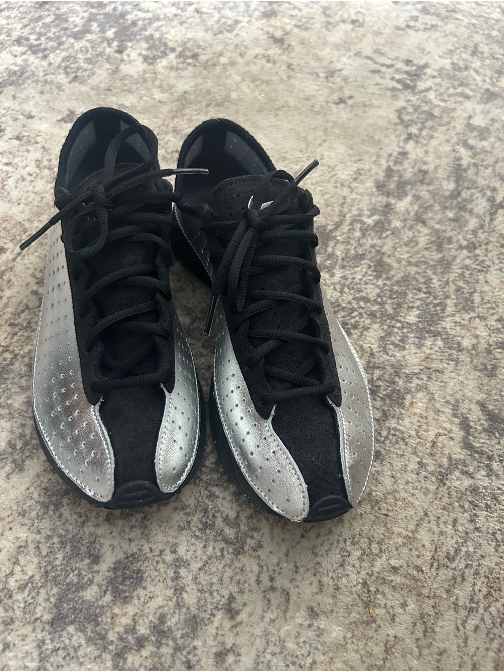 Nike Women’s Black and Silver Low-Top Sneakers